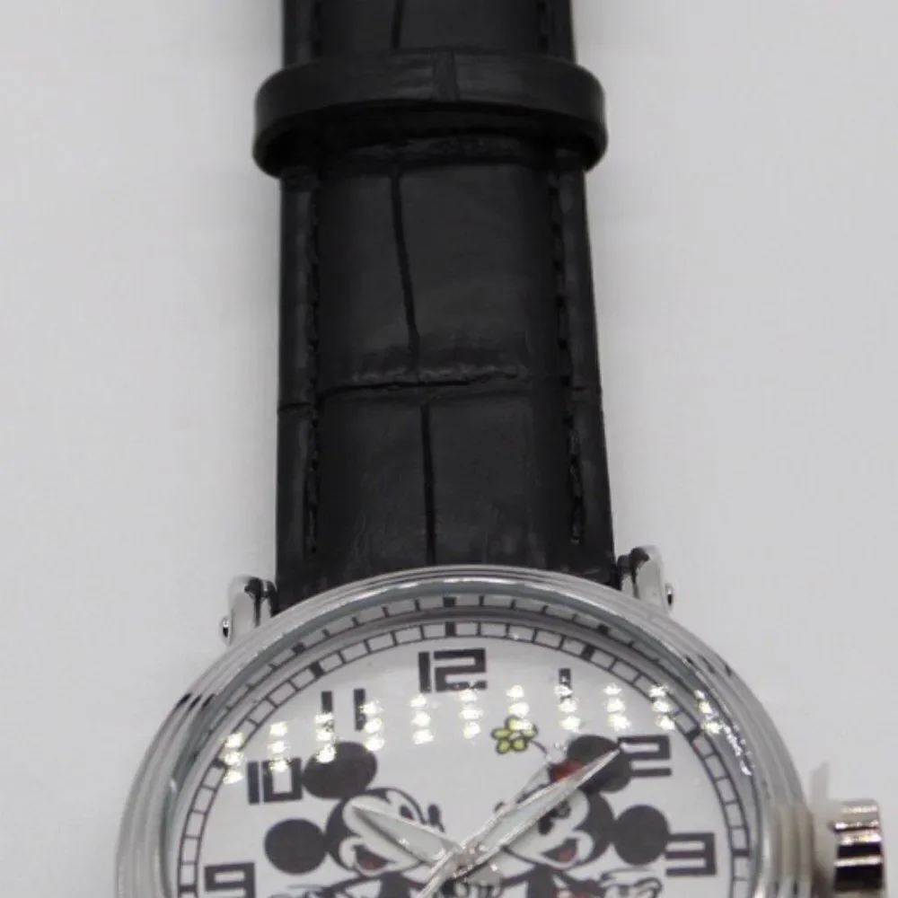 Disney Mickey and Minnie Mouse Men's Alloy Vintage Watch